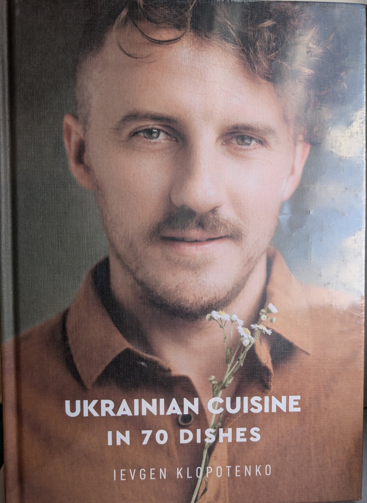 Ukrainian Cuisine in 70 Dishes (English)